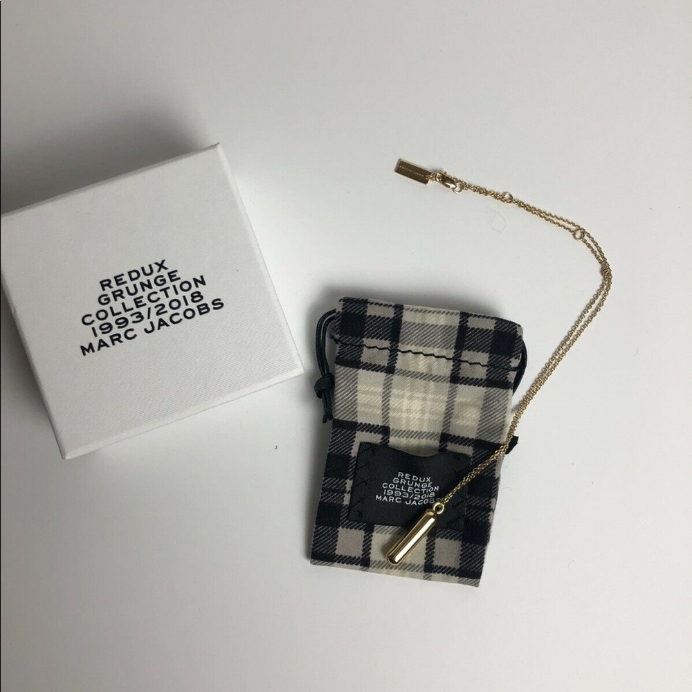 Marc Jacobs Gold Alphabet Letter L Necklace